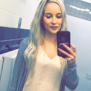 Meet your Posher, Brooke